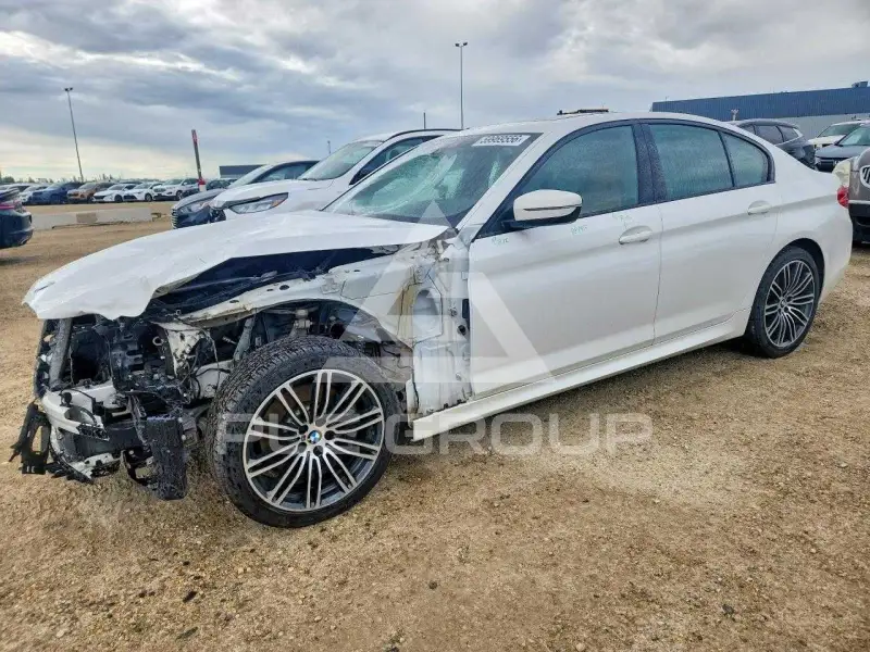 2020 BMW 530 photo