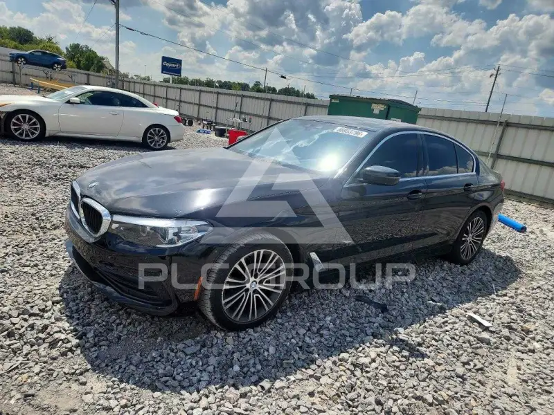 2020 BMW 530 photo