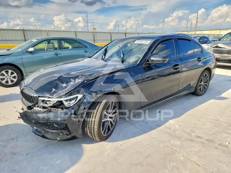 2020 BMW 330 photo