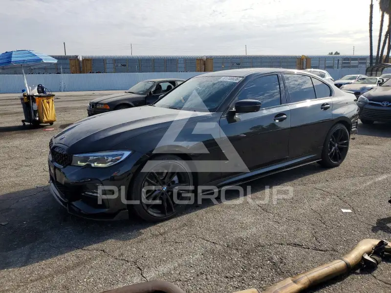 2020 BMW 330 photo