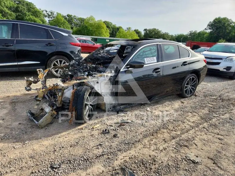 2020 BMW 330 фото