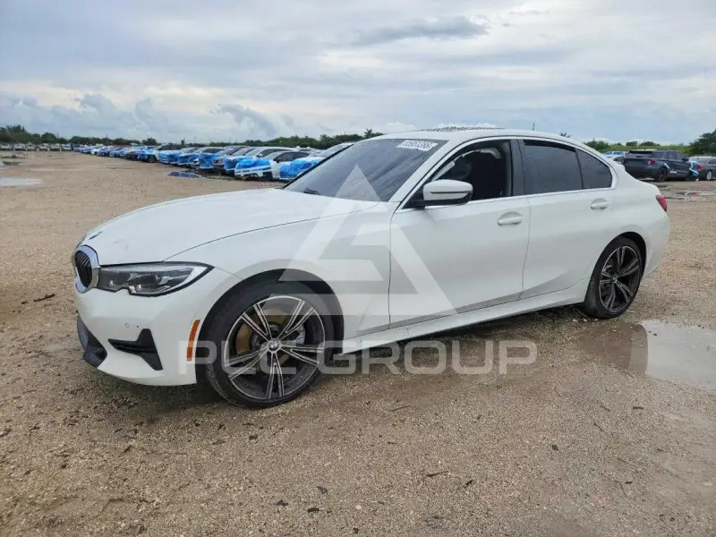 2020 BMW 330 фото
