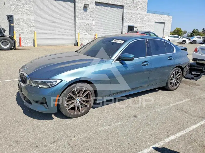2020 BMW 330 фото