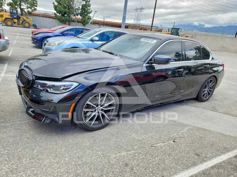 2020 BMW 330 фото