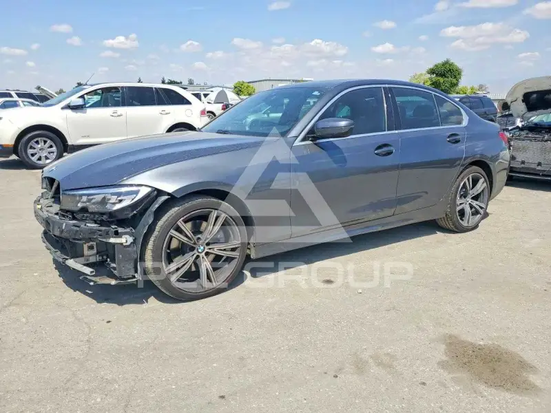 2020 BMW 330 фото