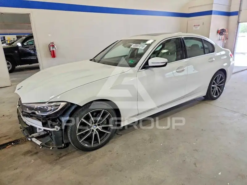 2020 BMW 330 фото