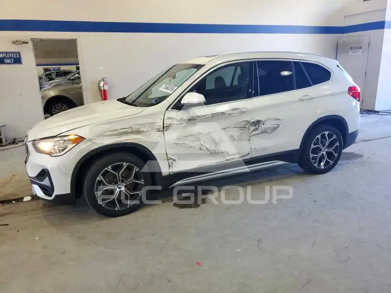 2020 BMW X1 photo