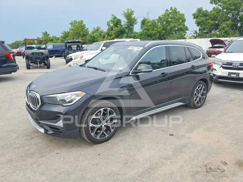 2020 BMW X1 фото