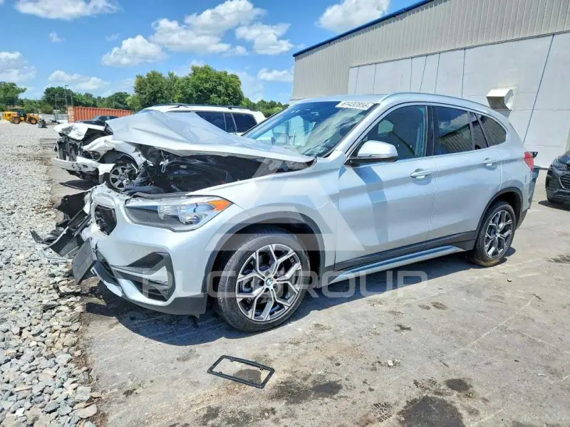 2020 BMW X1 photo