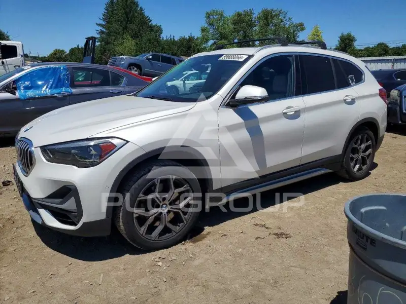 2020 BMW X1 фото