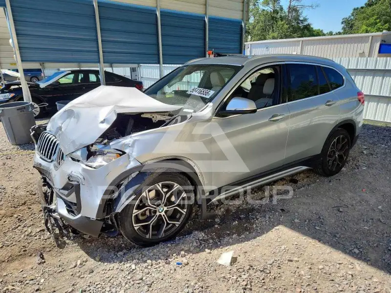 2020 BMW X1 фото