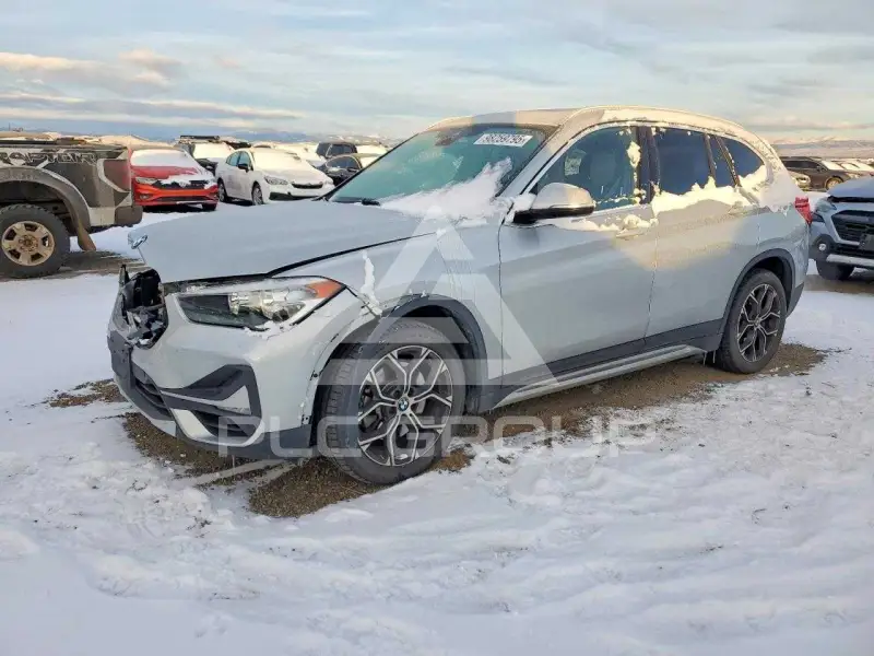 2020 BMW X1 фото