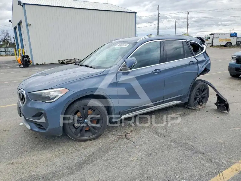 2020 BMW X1 фото