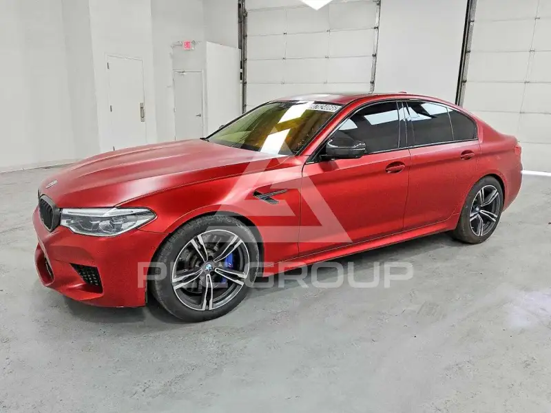 2020 BMW M5 фото