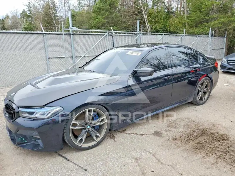 2020 BMW M5 фото