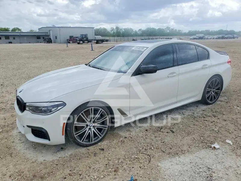 2020 BMW M5 фото