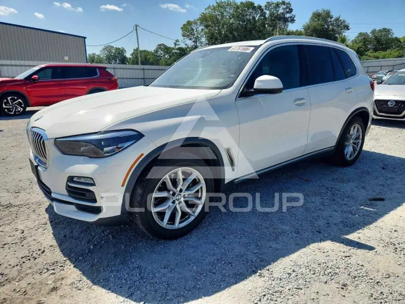 2020 BMW X5 фото