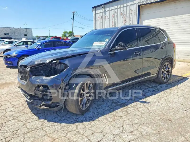 2020 BMW X5 фото
