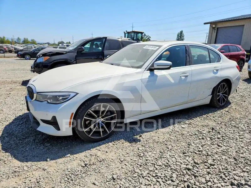 2020 BMW 330 фото