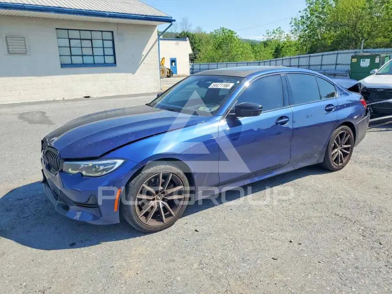 2020 BMW 330 photo