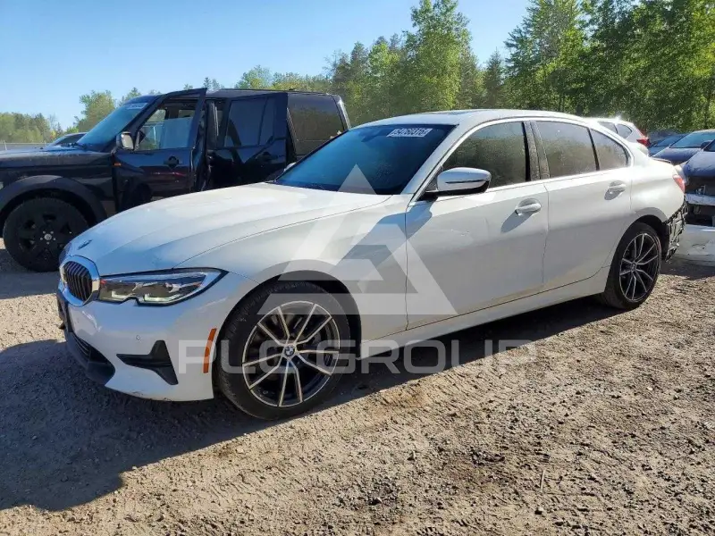 2020 BMW 330 photo