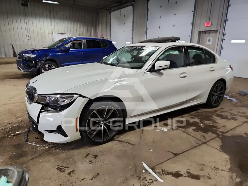 2020 BMW 330 фото