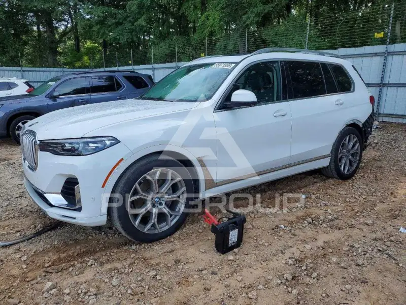 2020 BMW X7 photo