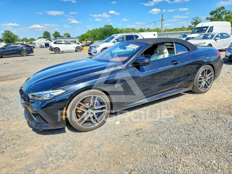 2020 BMW M8 фото