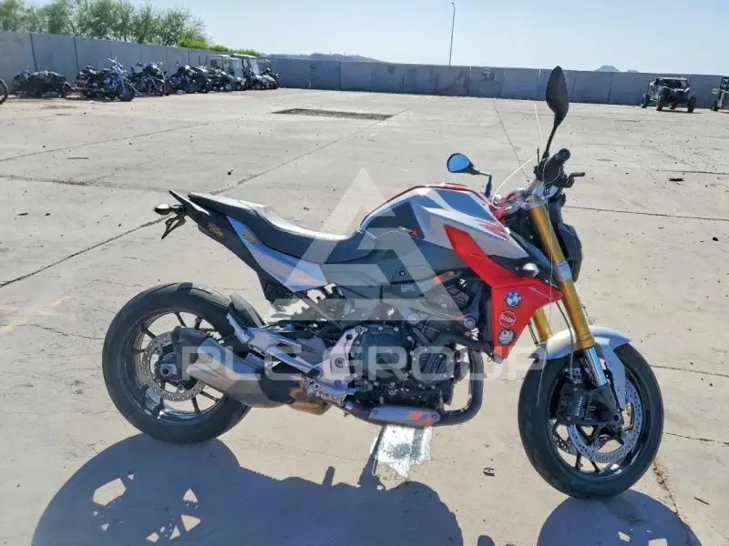 2020 BMW F 900 photo
