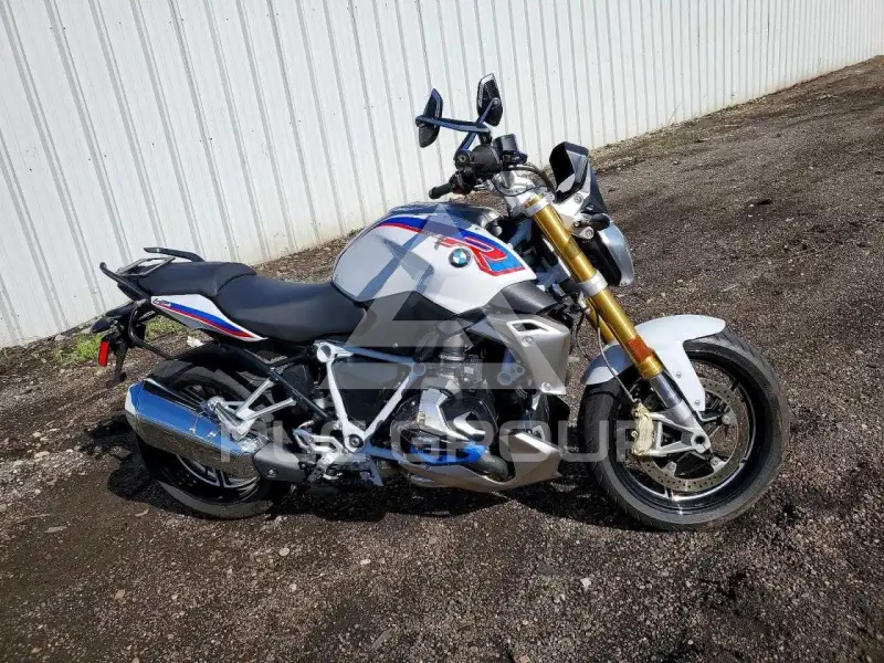 2020 BMW R1250 photo