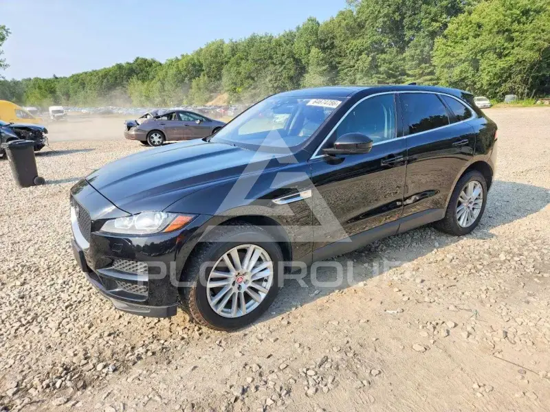 2020 Jaguar F-PACE photo