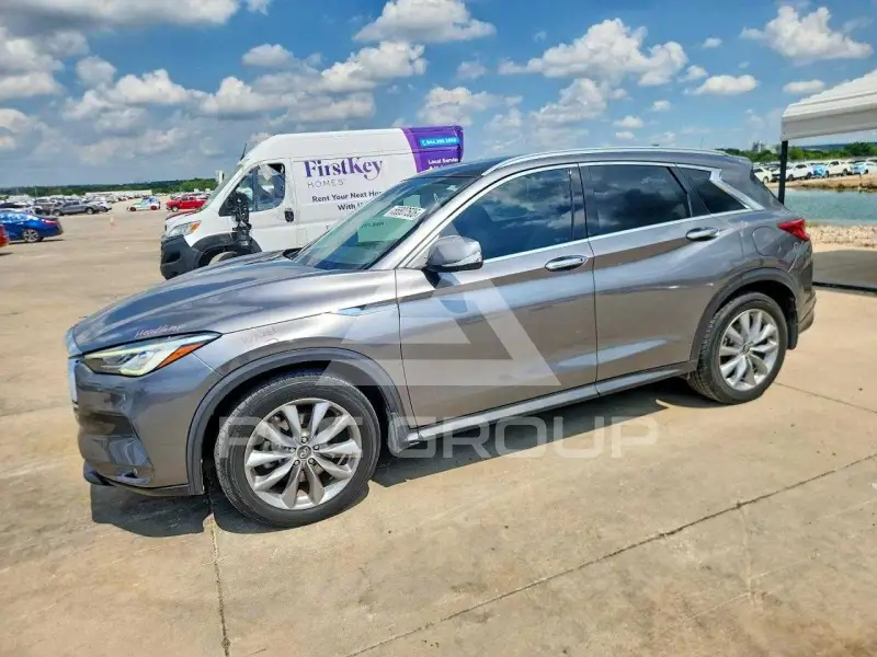 2020 Infinity QX50 photo