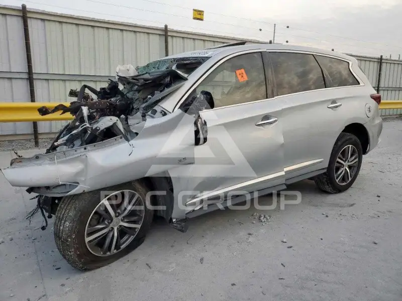 2020 Infinity QX60 photo