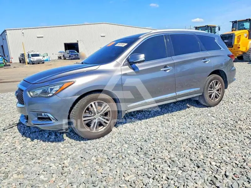 2020 Infinity QX60 photo