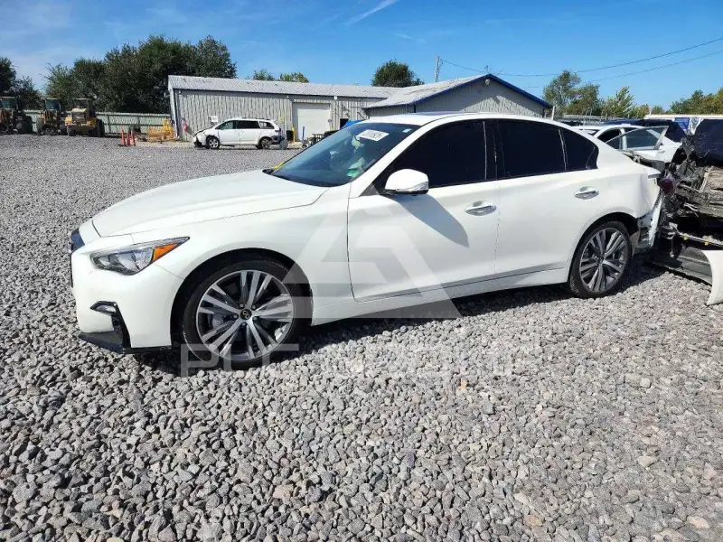 2020 Infinity Q50 фото