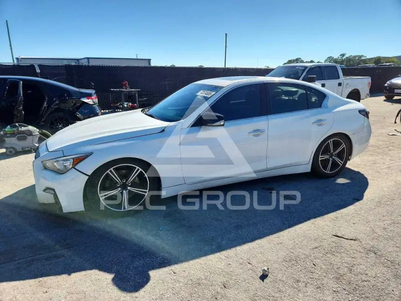 2020 Infinity Q50 фото