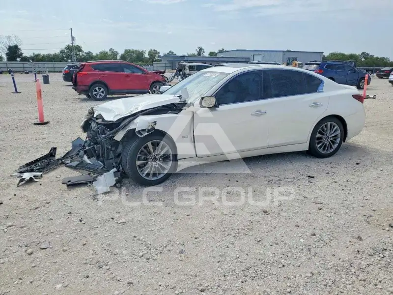 2020 Infinity Q50 фото