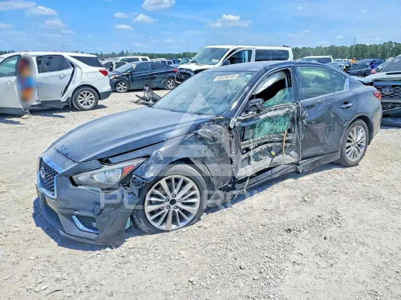 2020 Infinity Q50 фото