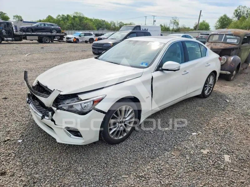 2020 Infinity Q50 фото