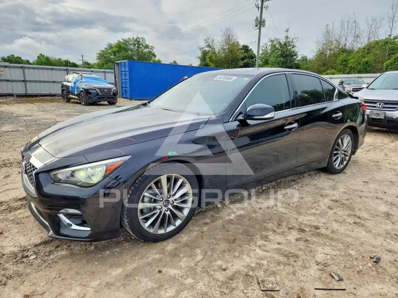 2020 Infinity Q50 photo