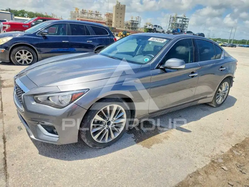 2020 Infinity Q50 фото