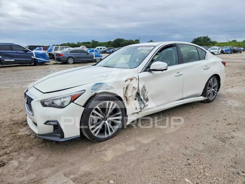 2020 Infinity Q50 фото