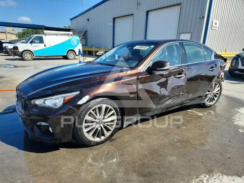 2020 Infinity Q50 фото