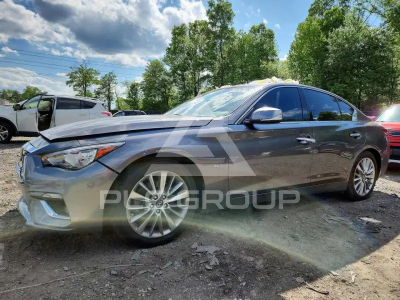 2020 Infinity Q50 photo