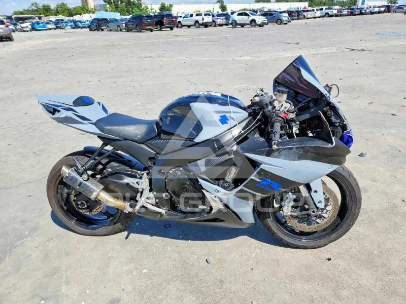 2020 Suzuki GSX фото