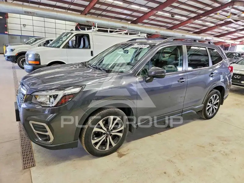 2020 Subaru Forester photo