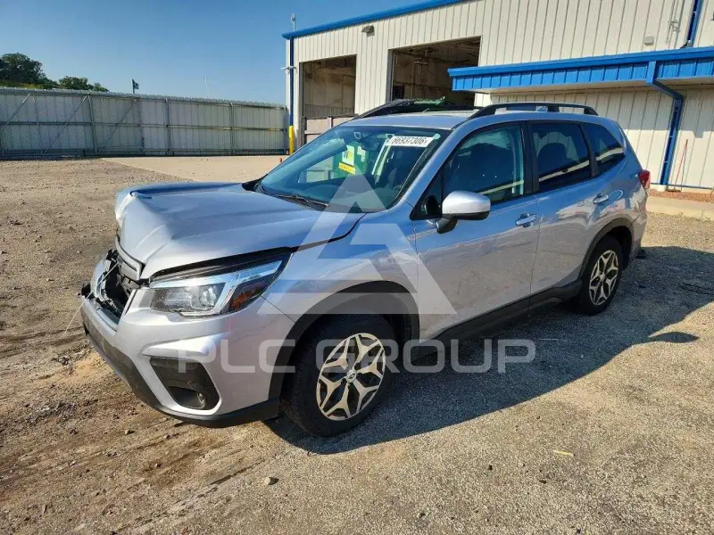 2020 Subaru Forester photo