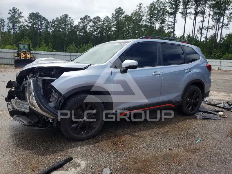 2020 Subaru Forester photo