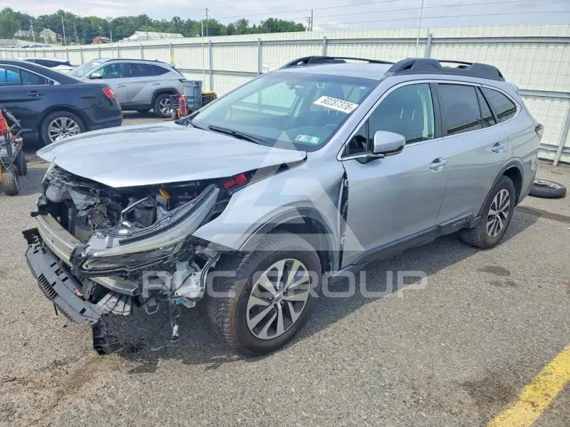 2020 Subaru Outback photo