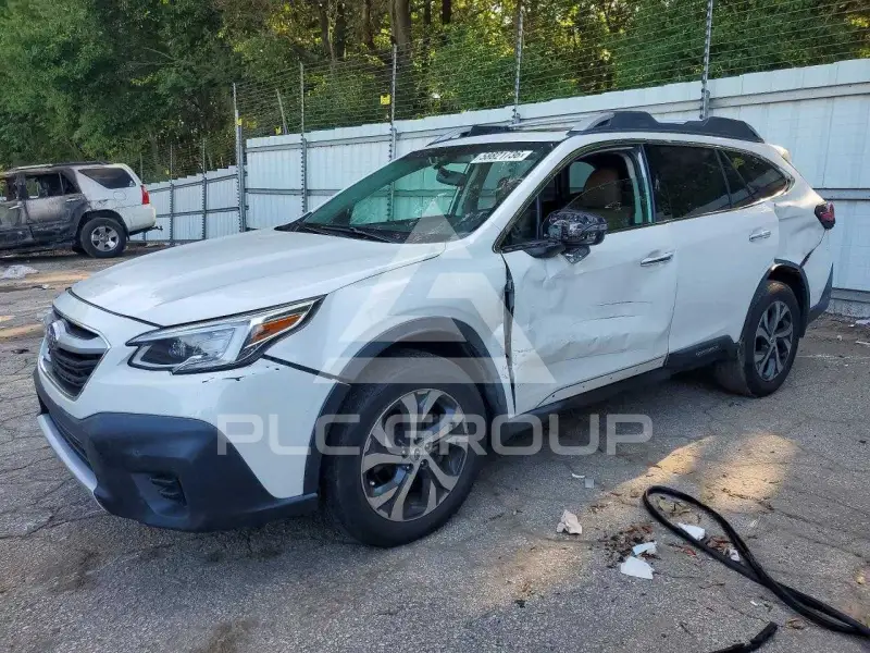 2020 Subaru Outback photo